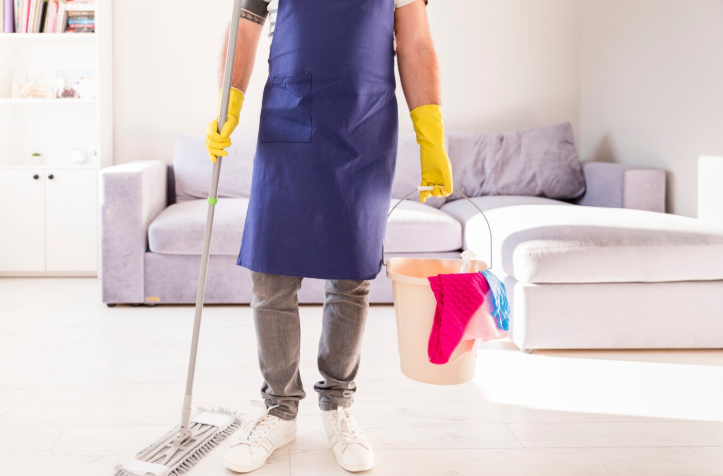Home deep cleaning services for bedrooms and living spaces